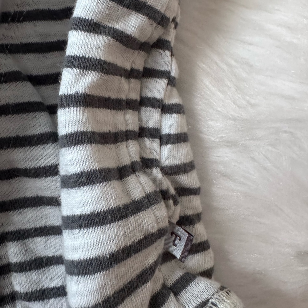 Toad & Co Size L Cowl Neck Long-Sleeved Top in white and blue - Picture 6 of 9